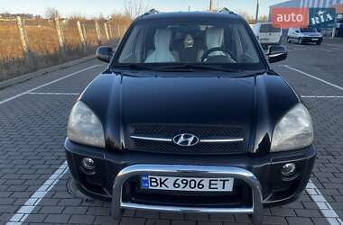 Позашляховик / Кросовер Hyundai Tucson 2006 в Дубні