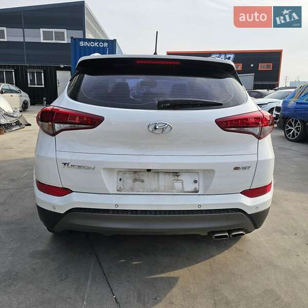 Позашляховик / Кросовер Hyundai Tucson 2015 в Тульчині