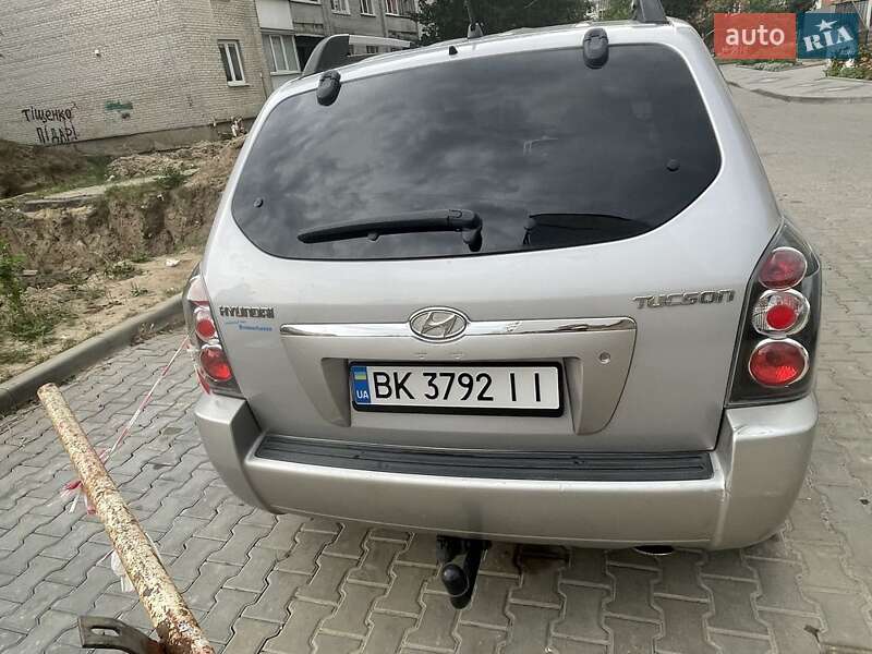 Позашляховик / Кросовер Hyundai Tucson 2005 в Луцьку