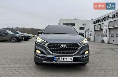 Внедорожник / Кроссовер Hyundai Tucson 2017 в 