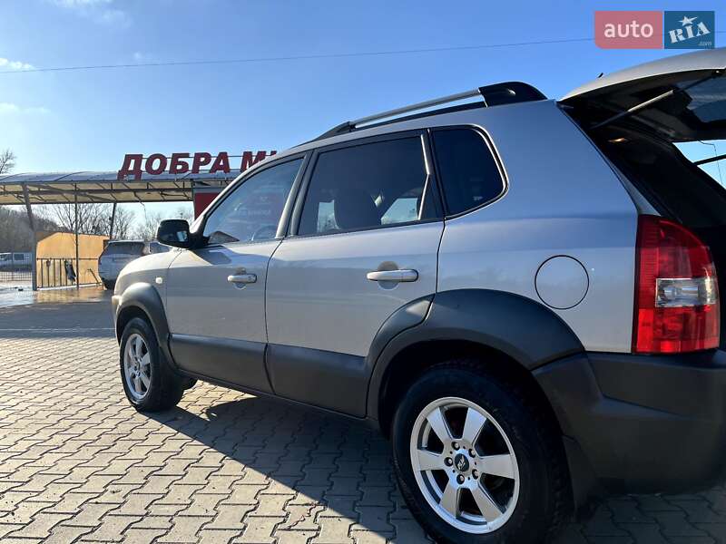 Внедорожник / Кроссовер Hyundai Tucson 2006 в Черновцах фото 14 Внедорожник / Кроссовер Hyundai Tucson 2006 в Черновцах