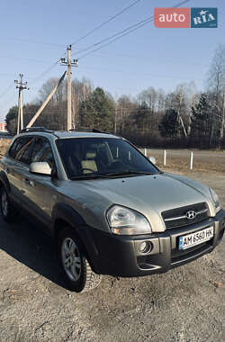 Внедорожник / Кроссовер Hyundai Tucson 2007 в Малине