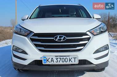 Позашляховик / Кросовер Hyundai Tucson 2017 в Києві