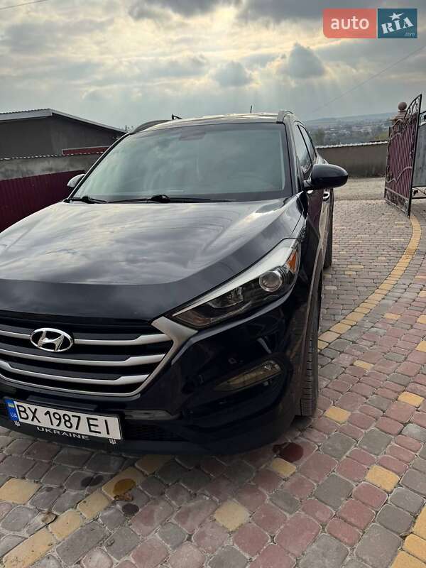Позашляховик / Кросовер Hyundai Tucson 2017 в Кам'янець-Подільському