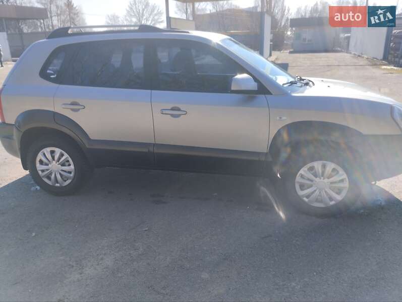 Позашляховик / Кросовер Hyundai Tucson 2007 в Шаргороді