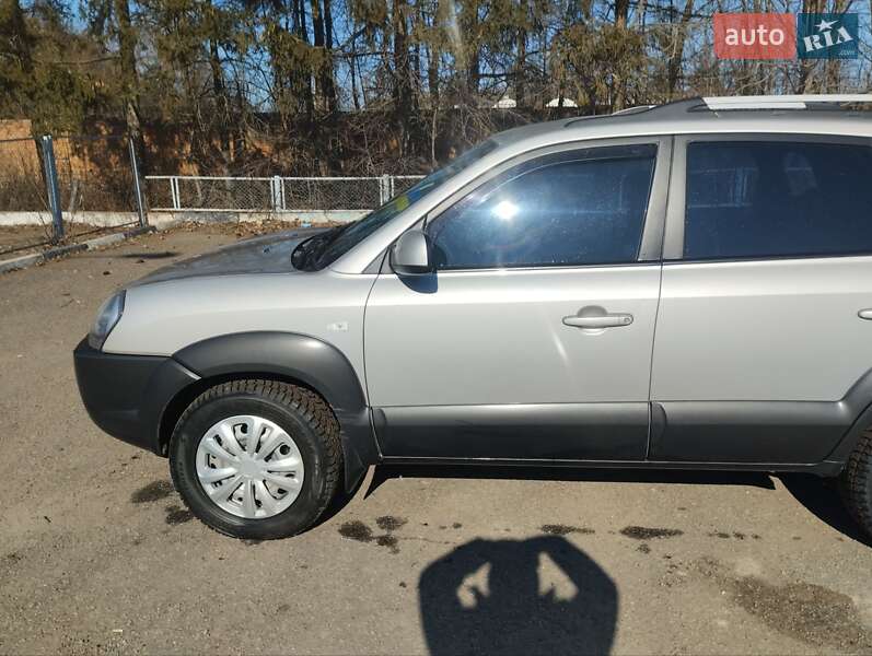Позашляховик / Кросовер Hyundai Tucson 2007 в Шаргороді