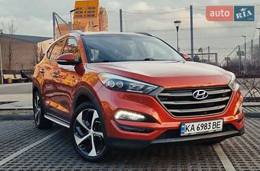 Позашляховик / Кросовер Hyundai Tucson 2016 в Києві