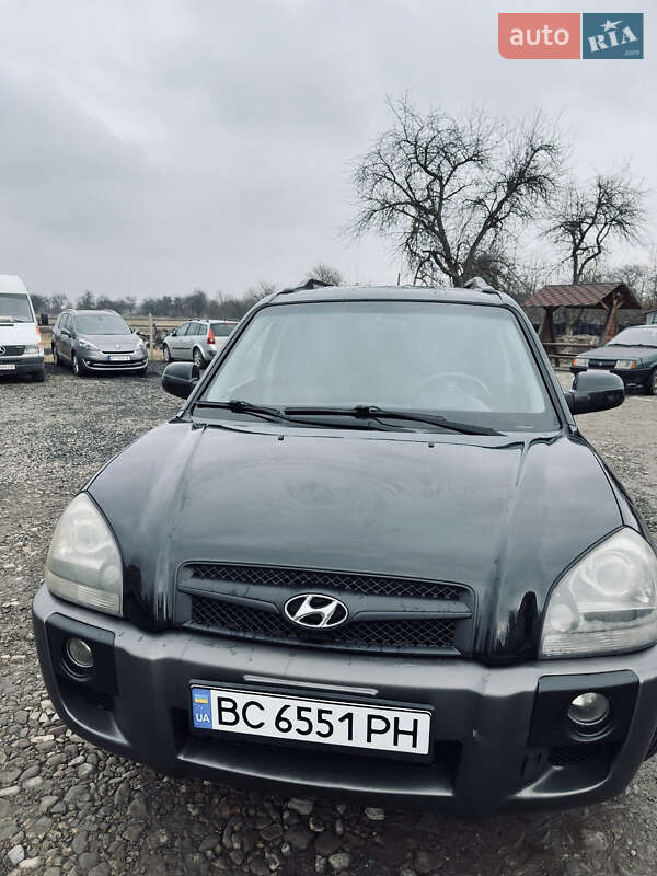 Внедорожник / Кроссовер Hyundai Tucson 2008 в 