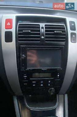 Внедорожник / Кроссовер Hyundai Tucson 2008 в 