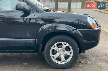 Позашляховик / Кросовер Hyundai Tucson 2008 в 