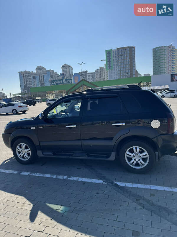 Позашляховик / Кросовер Hyundai Tucson 2006 в Одесі фото 7 Позашляховик / Кросовер Hyundai Tucson 2006 в Одесі