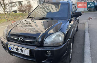 Позашляховик / Кросовер Hyundai Tucson 2005 в Києві