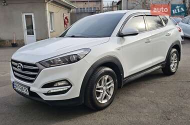 Позашляховик / Кросовер Hyundai Tucson 2016 в Одесі