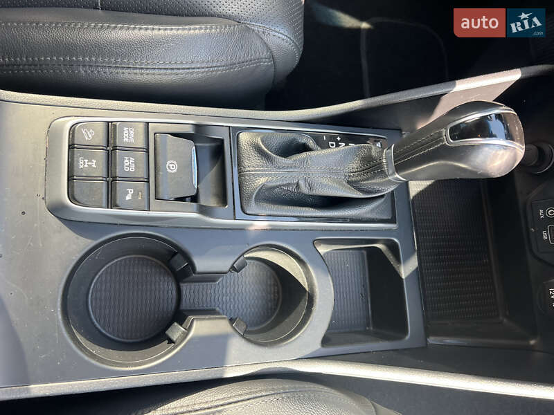 Позашляховик / Кросовер Hyundai Tucson 2017 в Києві