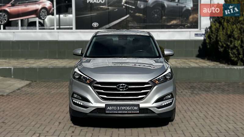 Позашляховик / Кросовер Hyundai Tucson 2016 в Чернівцях