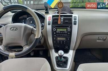 Внедорожник / Кроссовер Hyundai Tucson 2008 в 