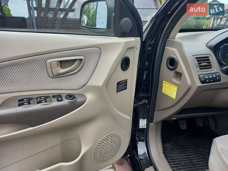 Позашляховик / Кросовер Hyundai Tucson 2008 в Косові