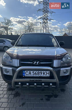 Внедорожник / Кроссовер Hyundai Tucson 2008 в 