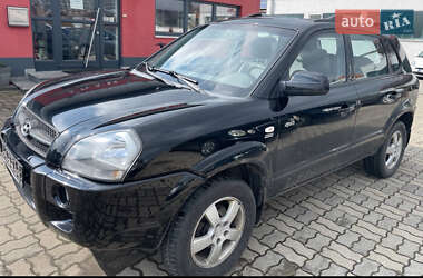 Внедорожник / Кроссовер Hyundai Tucson 2006 в 