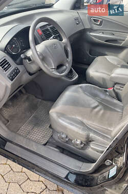 Внедорожник / Кроссовер Hyundai Tucson 2006 в 
