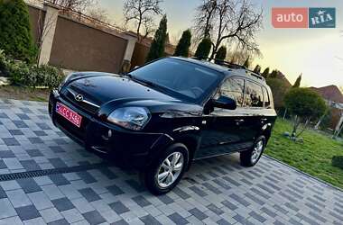 Внедорожник / Кроссовер Hyundai Tucson 2008 в 