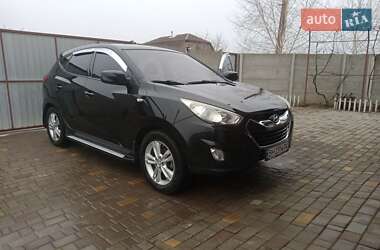 Внедорожник / Кроссовер Hyundai Tucson 2012 в 