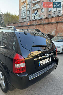 Внедорожник / Кроссовер Hyundai Tucson 2006 в 