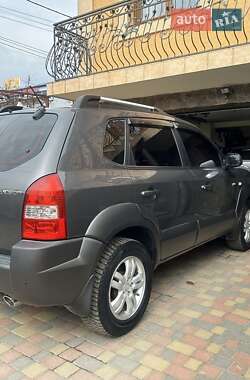 Позашляховик / Кросовер Hyundai Tucson 2007 в 
