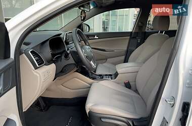 Внедорожник / Кроссовер Hyundai Tucson 2019 в 