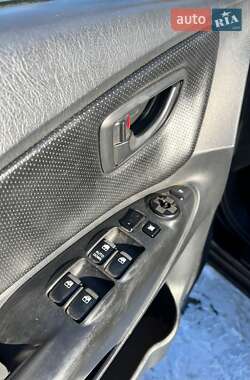Внедорожник / Кроссовер Hyundai Tucson 2008 в 