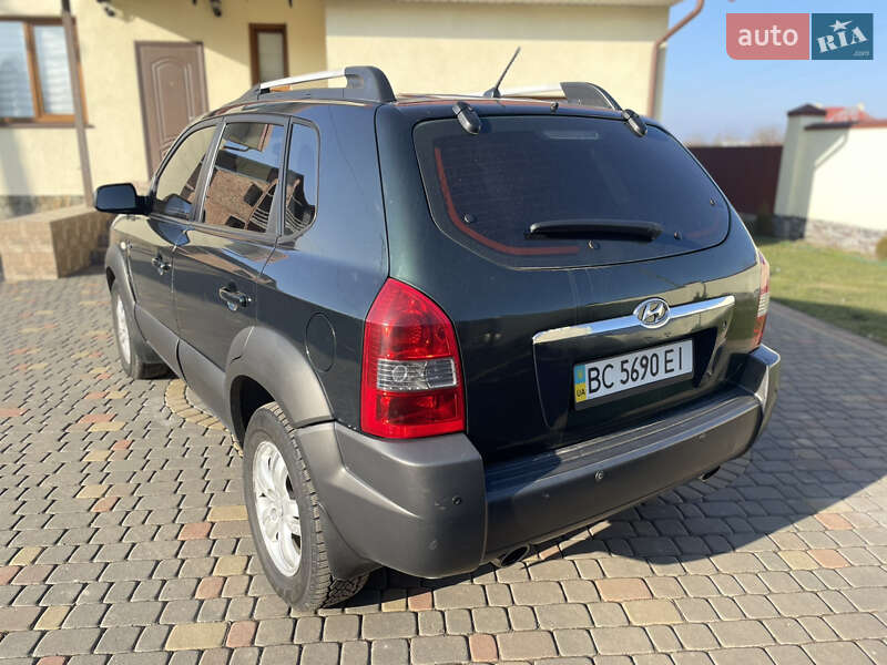 Позашляховик / Кросовер Hyundai Tucson 2008 в Львові