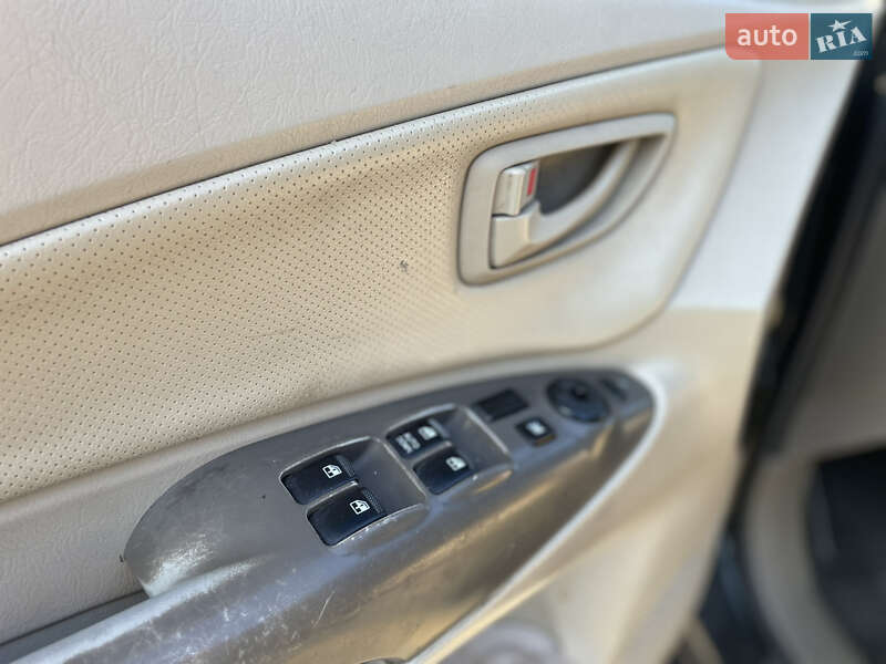 Позашляховик / Кросовер Hyundai Tucson 2008 в Львові