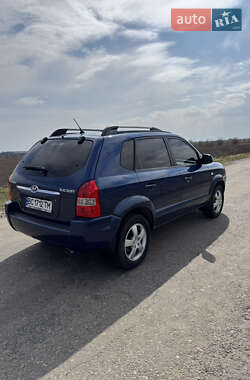 Внедорожник / Кроссовер Hyundai Tucson 2007 в 