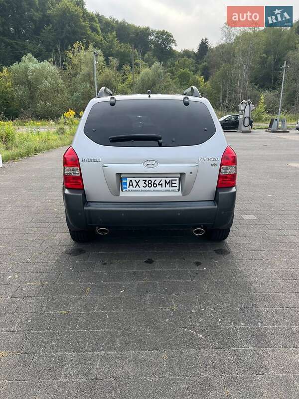 Позашляховик / Кросовер Hyundai Tucson 2005 в Хмельницькому