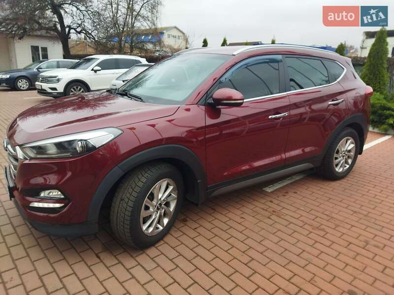 Внедорожник / Кроссовер Hyundai Tucson 2016 в Прилуках