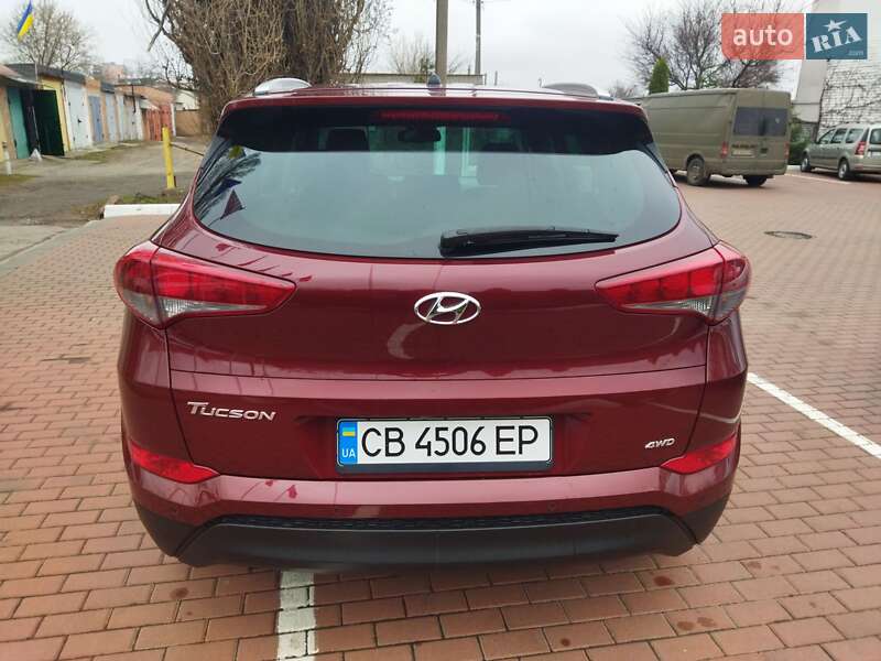 Внедорожник / Кроссовер Hyundai Tucson 2016 в Прилуках