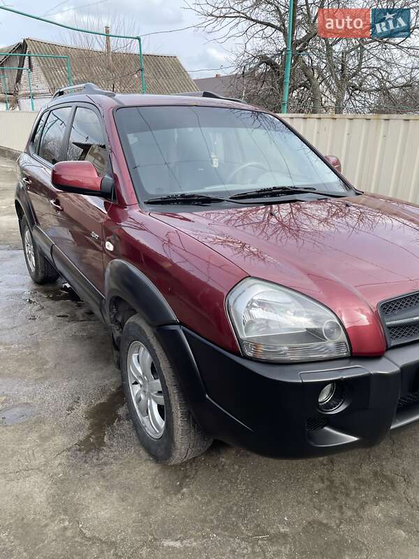 Внедорожник / Кроссовер Hyundai Tucson 2007 в 