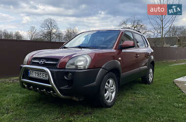 Внедорожник / Кроссовер Hyundai Tucson 2006 в 