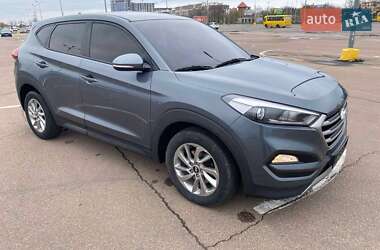 Внедорожник / Кроссовер Hyundai Tucson 2017 в 