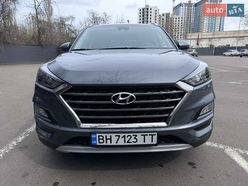 Позашляховик / Кросовер Hyundai Tucson 2019 в 