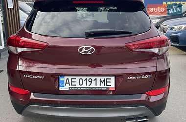 Позашляховик / Кросовер Hyundai Tucson 2016 в 