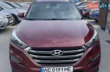 Позашляховик / Кросовер Hyundai Tucson 2016 в 