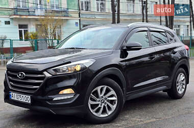 Внедорожник / Кроссовер Hyundai Tucson 2016 в 