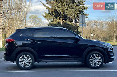 Позашляховик / Кросовер Hyundai Tucson 2018 в 