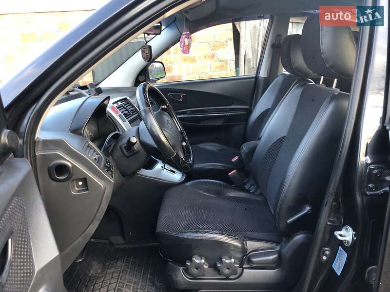 Позашляховик / Кросовер Hyundai Tucson 2008 в Києві