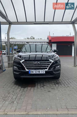 Внедорожник / Кроссовер Hyundai Tucson 2020 в 