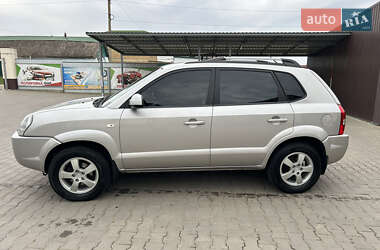 Позашляховик / Кросовер Hyundai Tucson 2006 в 