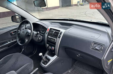 Позашляховик / Кросовер Hyundai Tucson 2006 в 