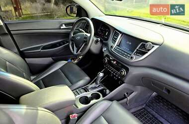 Внедорожник / Кроссовер Hyundai Tucson 2017 в 