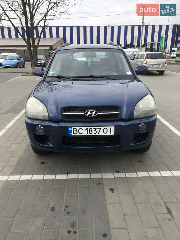 Позашляховик / Кросовер Hyundai Tucson 2005 в 
